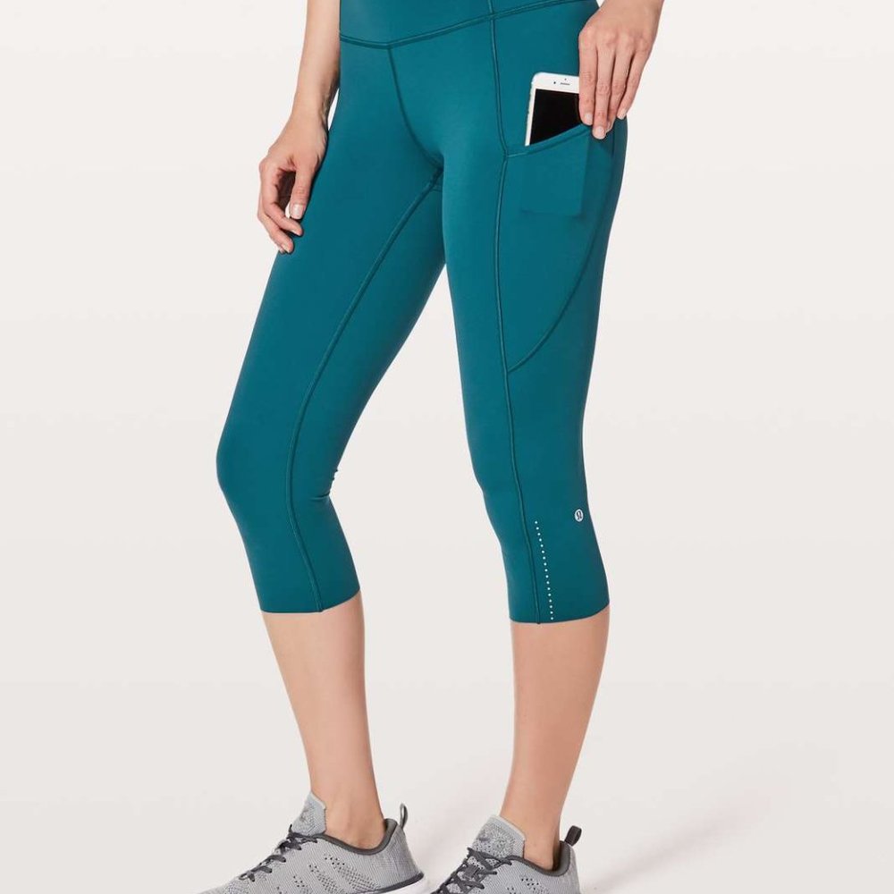 Lululemon Fast & Free Crop II *Nulux 19" Dark Uniform Blue